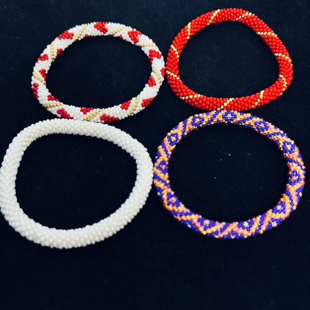 Your Choice Of Sashka Co Glass Beaded Bracelets - Picture 1 of 5